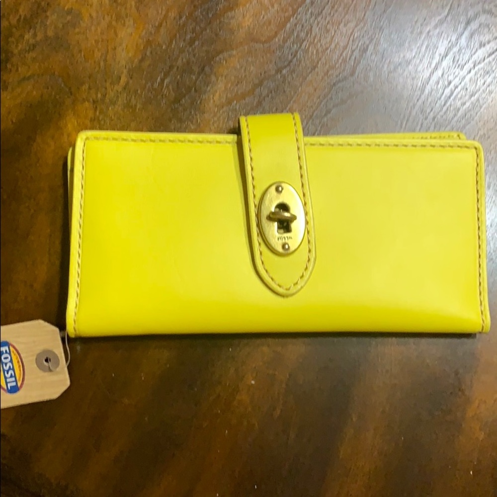 Fossil wallet
